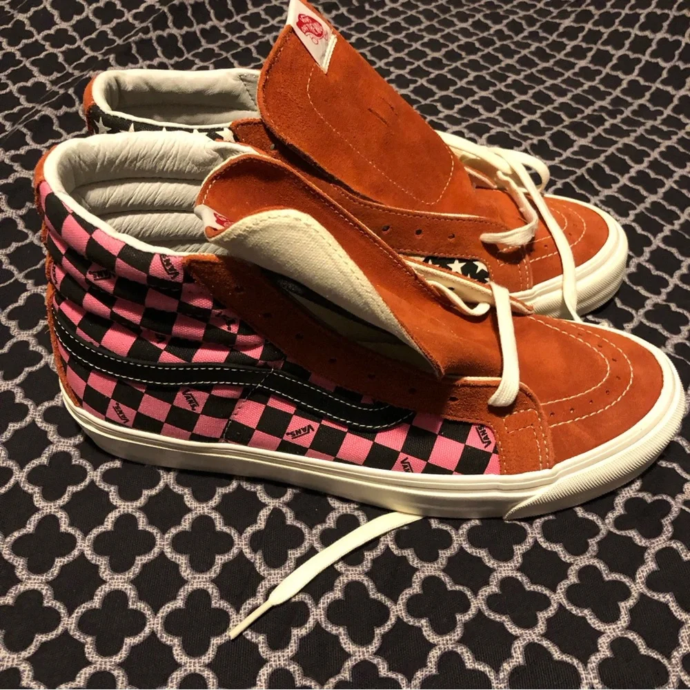 Vans Off The Wall High Top SK8-Hi Shoes Pink Checkered Blue Stars Mens Sz 10.5